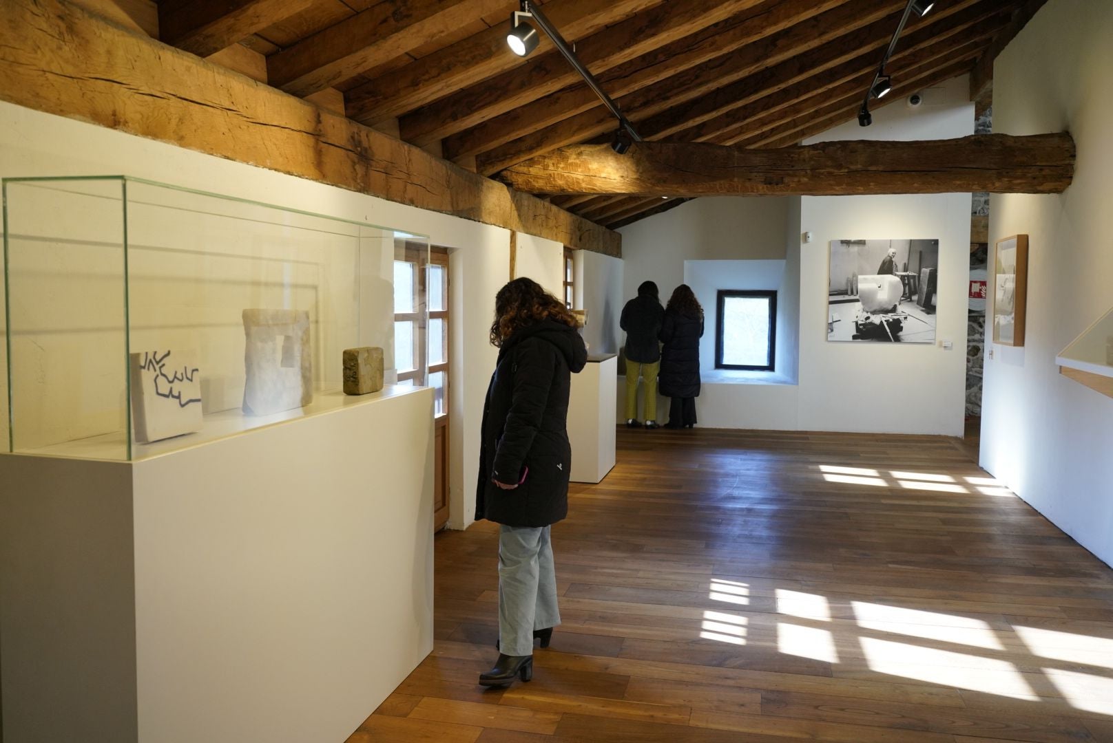 Exposición &#039;Harri, Lurra, Huts&#039; en Chillida Leku