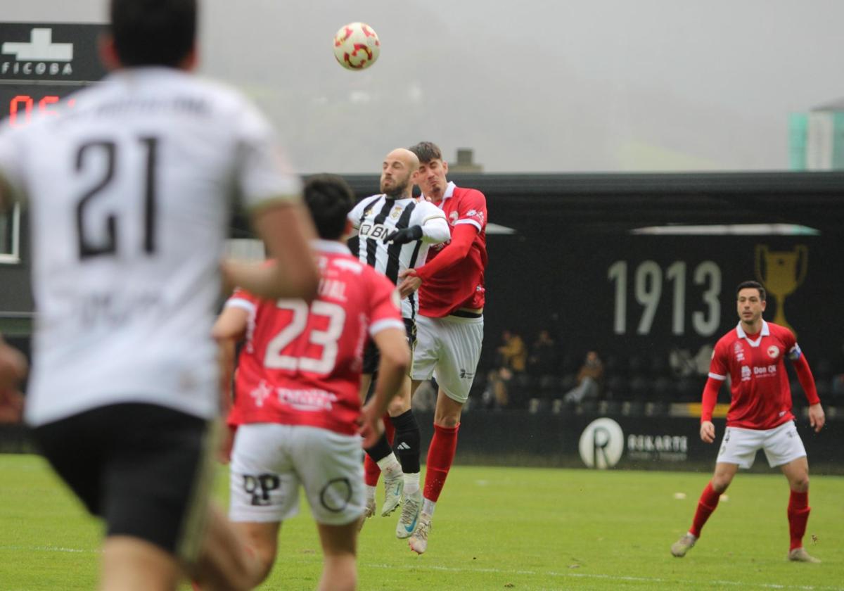 Remontada y cuarta victoria consecutiva del Real Unión
