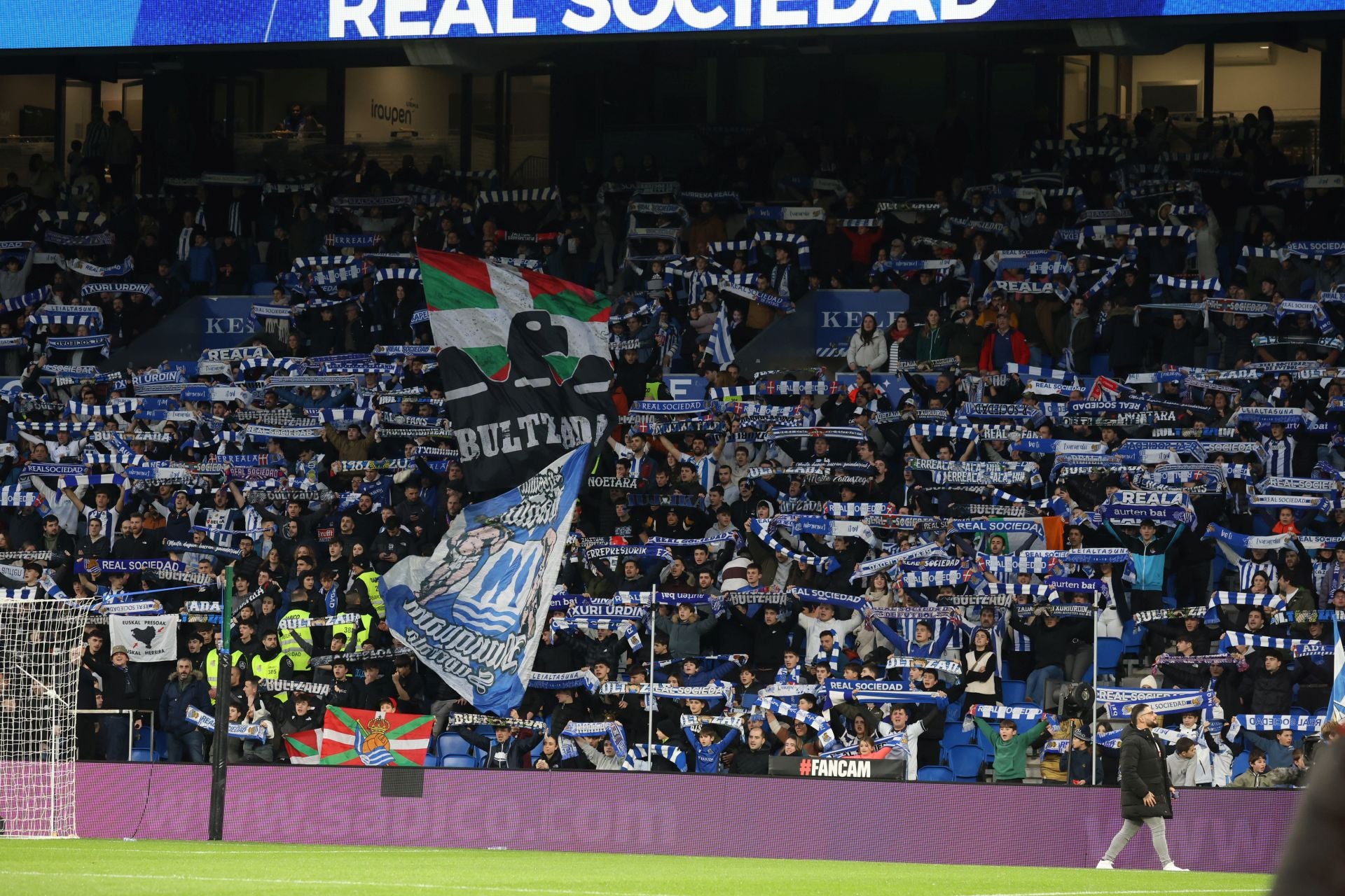 ¿Has estado en el Reale Arena? Búscate en las gradas