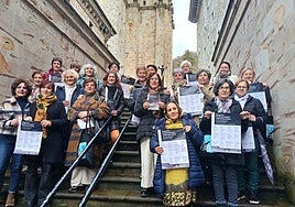 Grupos y asociaciones de mujeres en la presentación.