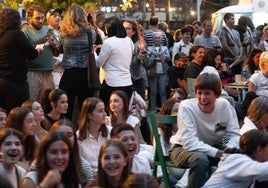 Público asistente a uno de los espectáculos que se llevaron a cabo en torno al festival de cine del 2024.