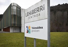 El centro Lehiberri, donde se ubican las oficinas de Tolosaldea Garatzen, se sitúa en el polígono industrial de Apatta Erreka.