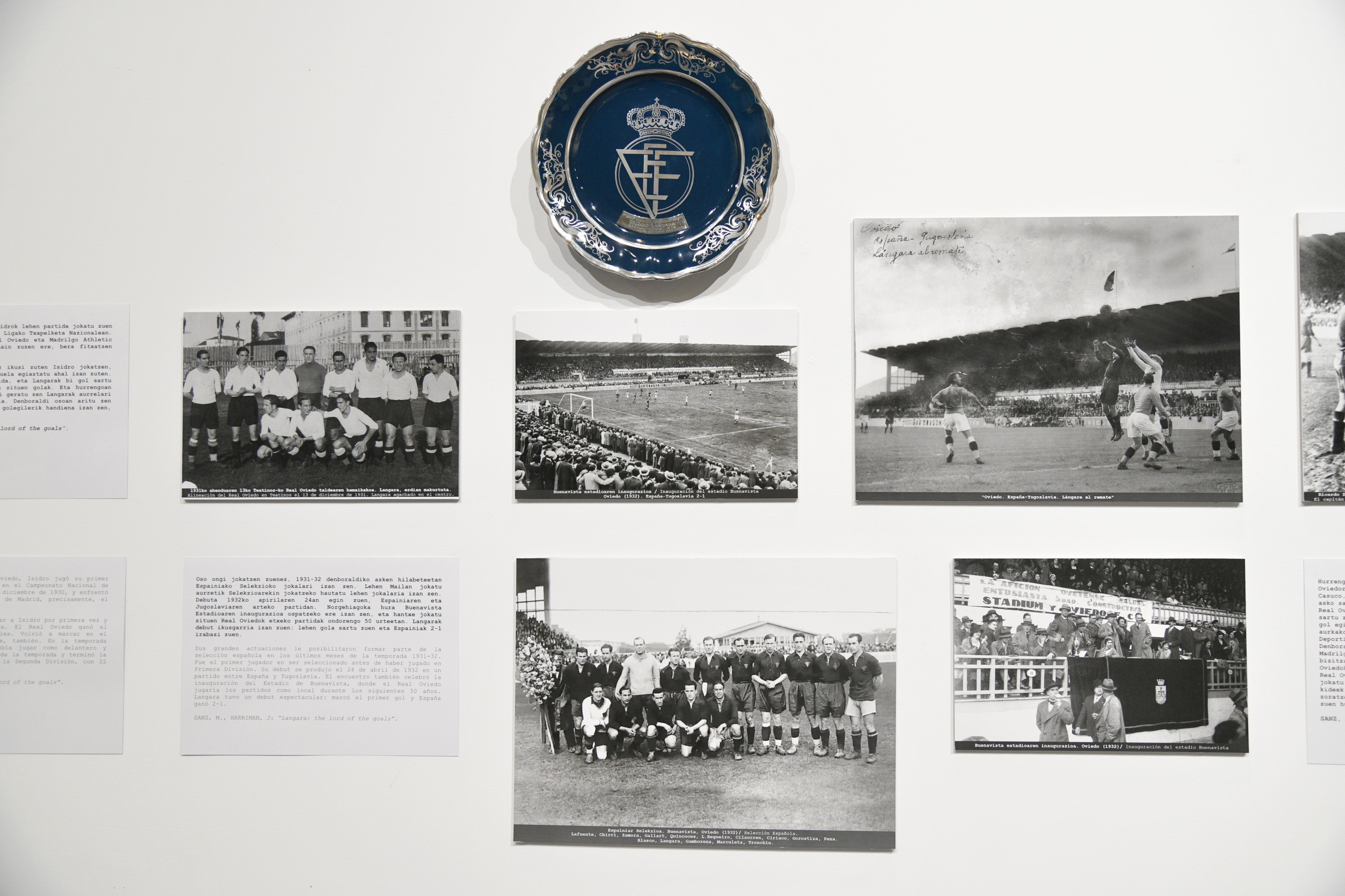 Imagen secundaria 1 - Imágenes de la exposición en el centro cultural Bastero. 