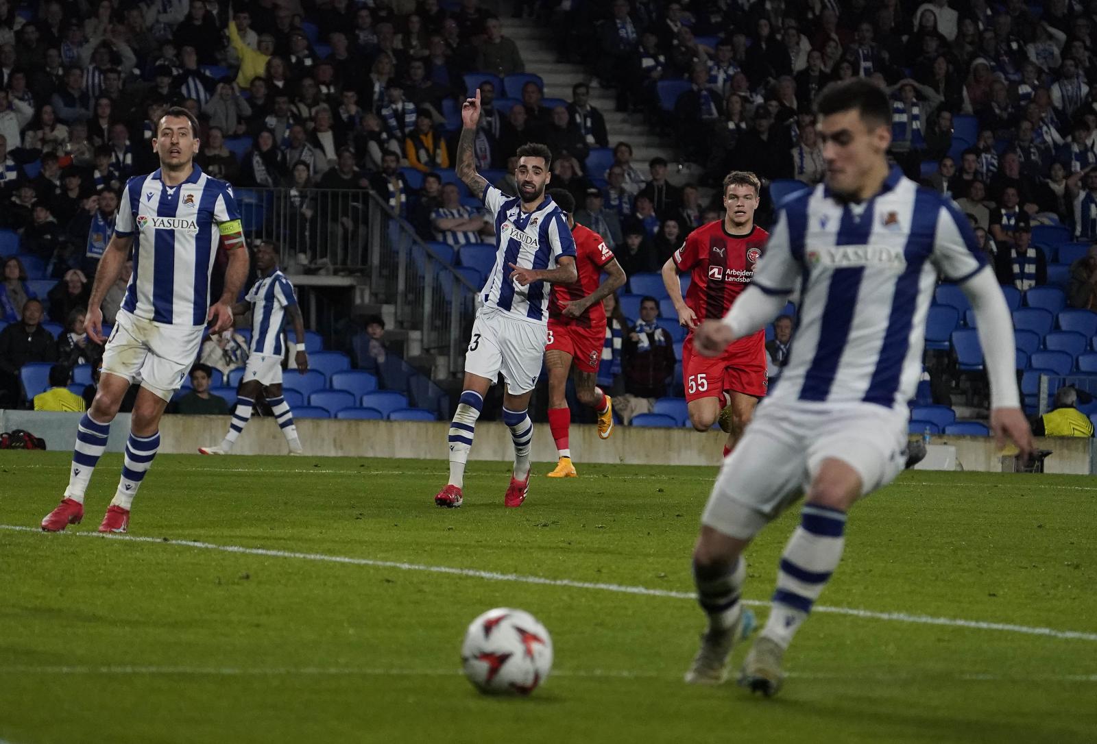Partido loco para pasar a octavos