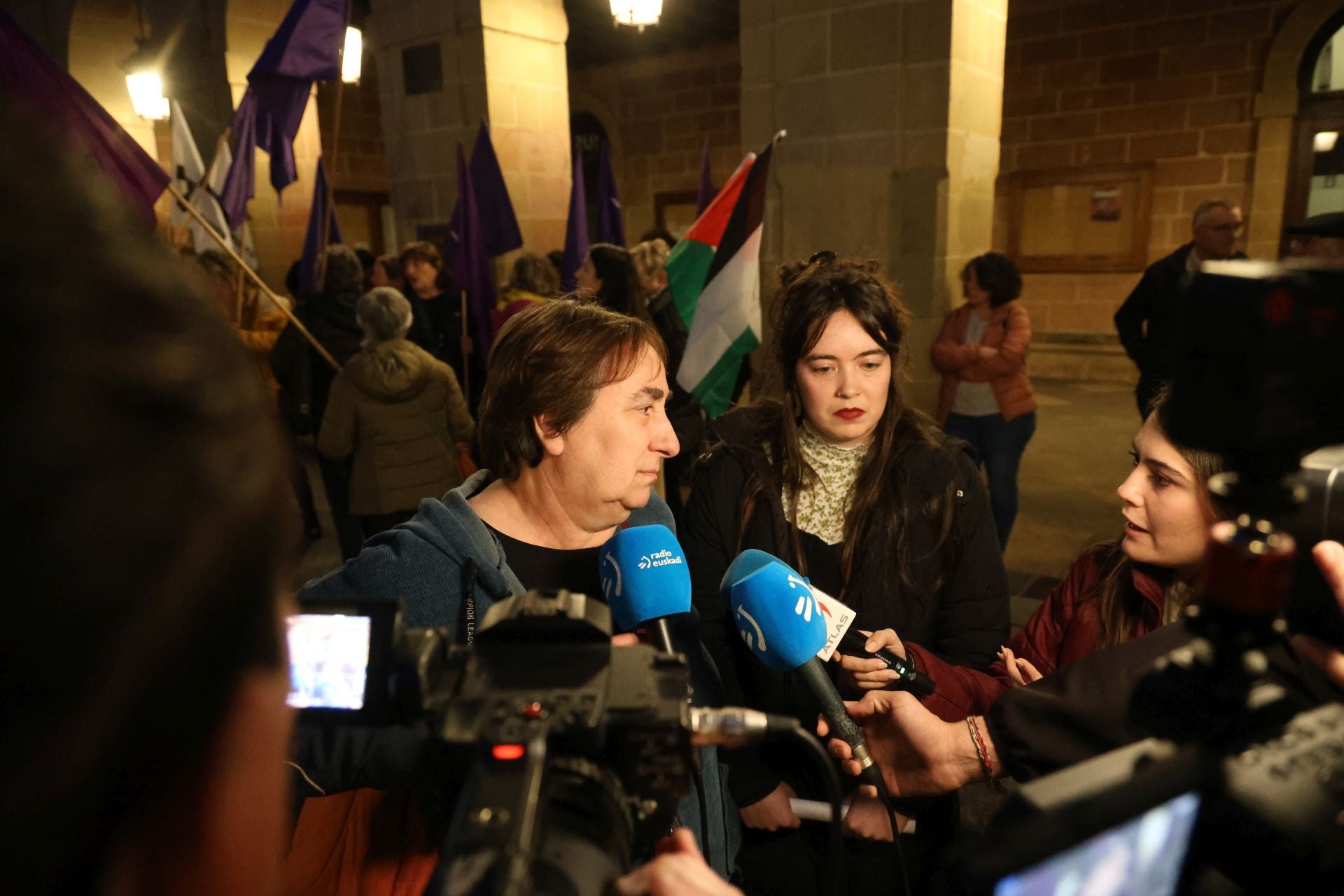 Errenteria protesta contra la &#039;mesa informativa&#039; de Vox