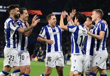 Goleada y a octavos