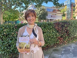 La autora legazpiarra, Mari Romero, visitará el martes la biblioteca de Urretxu con 'La Raya del Pantalón'.