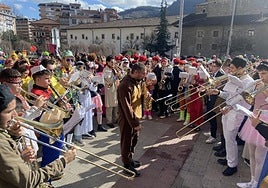 La Big Band de Arrasate Musikal volverá a ambientar los carnavales el día de sábado regular.