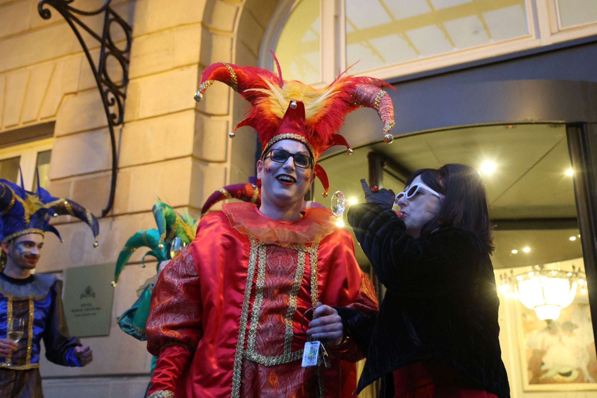 Ongi etorri, Dios Momo