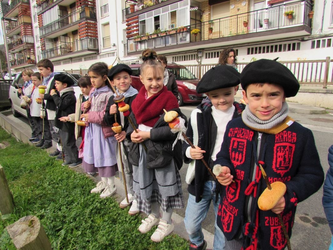 Urdelarderok ireki ditu inauteriak