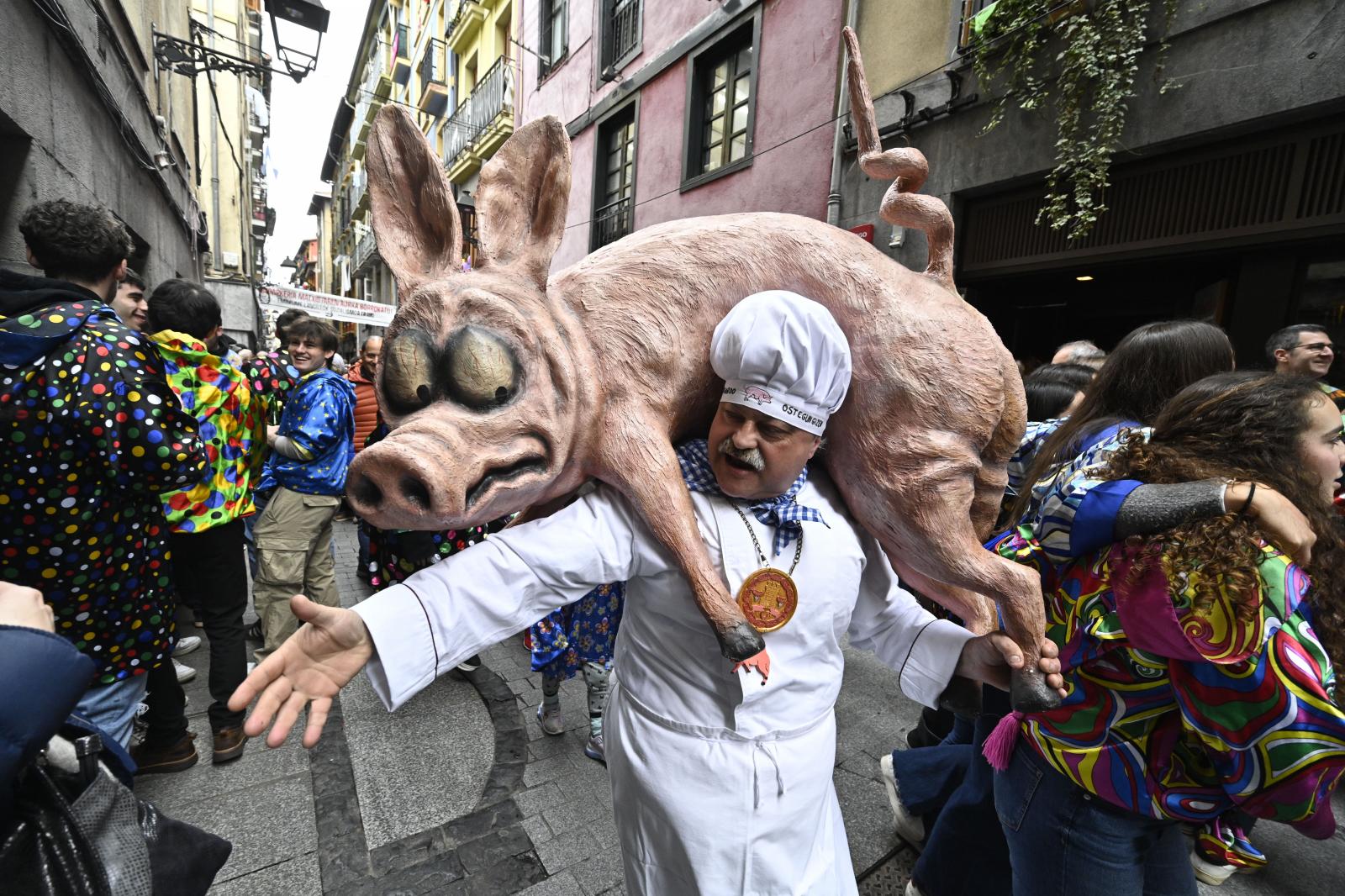 Tolosa vibra con los carnavales