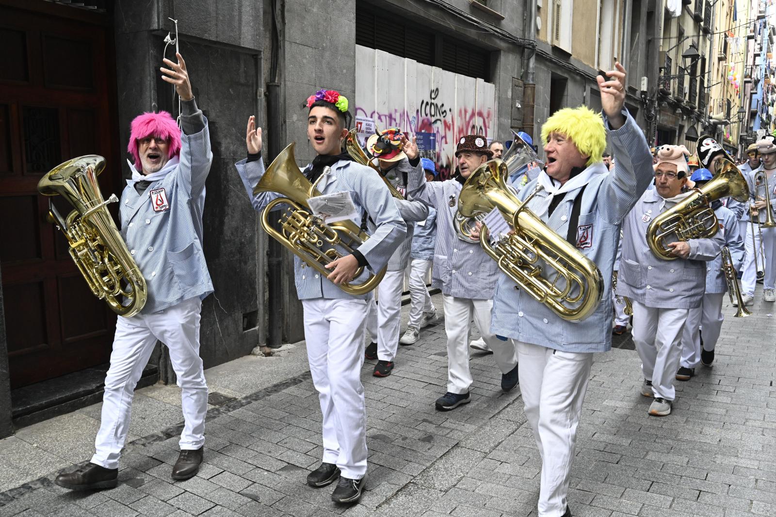 Tolosa vibra con los carnavales