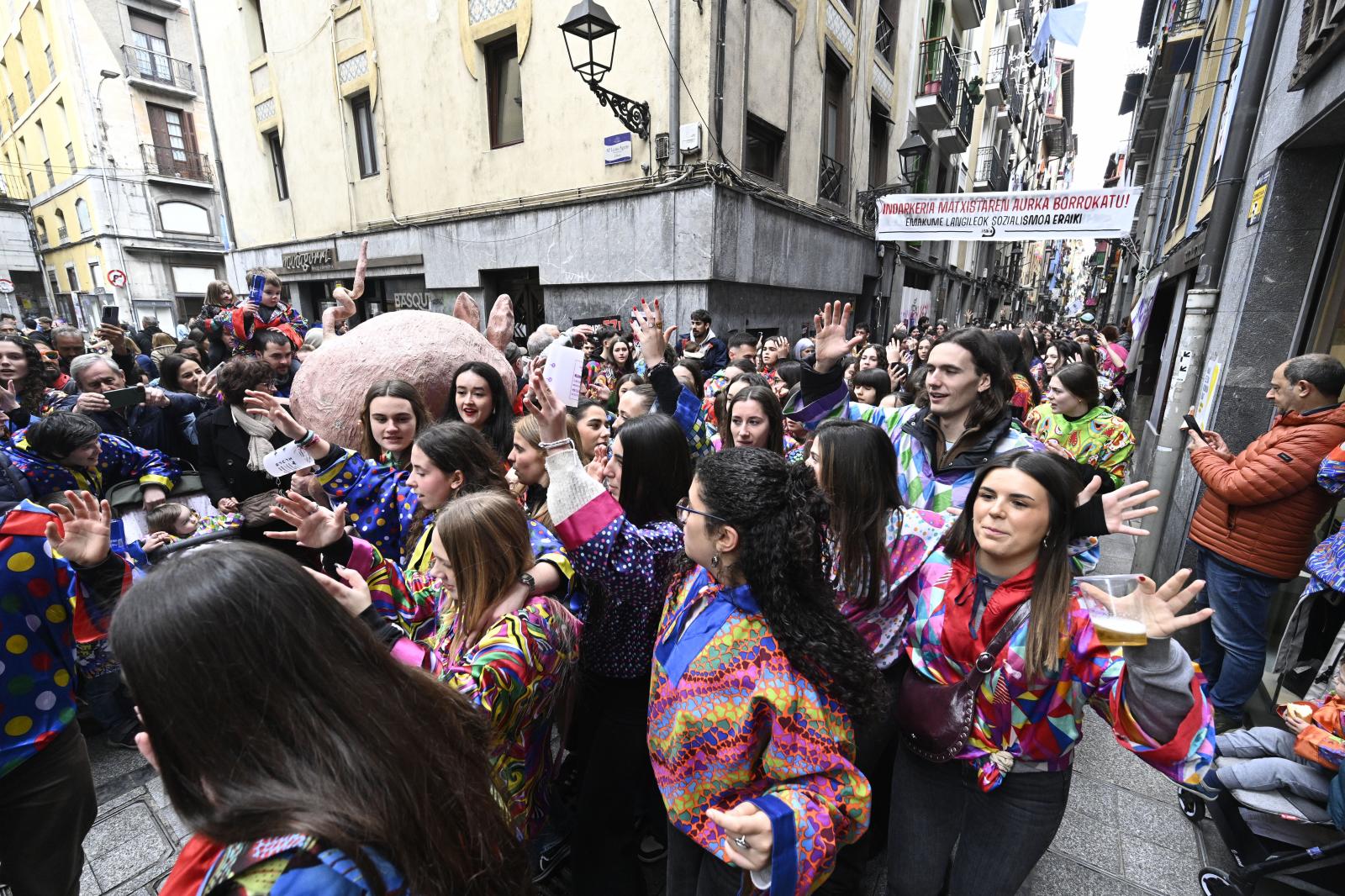 Tolosa vibra con los carnavales