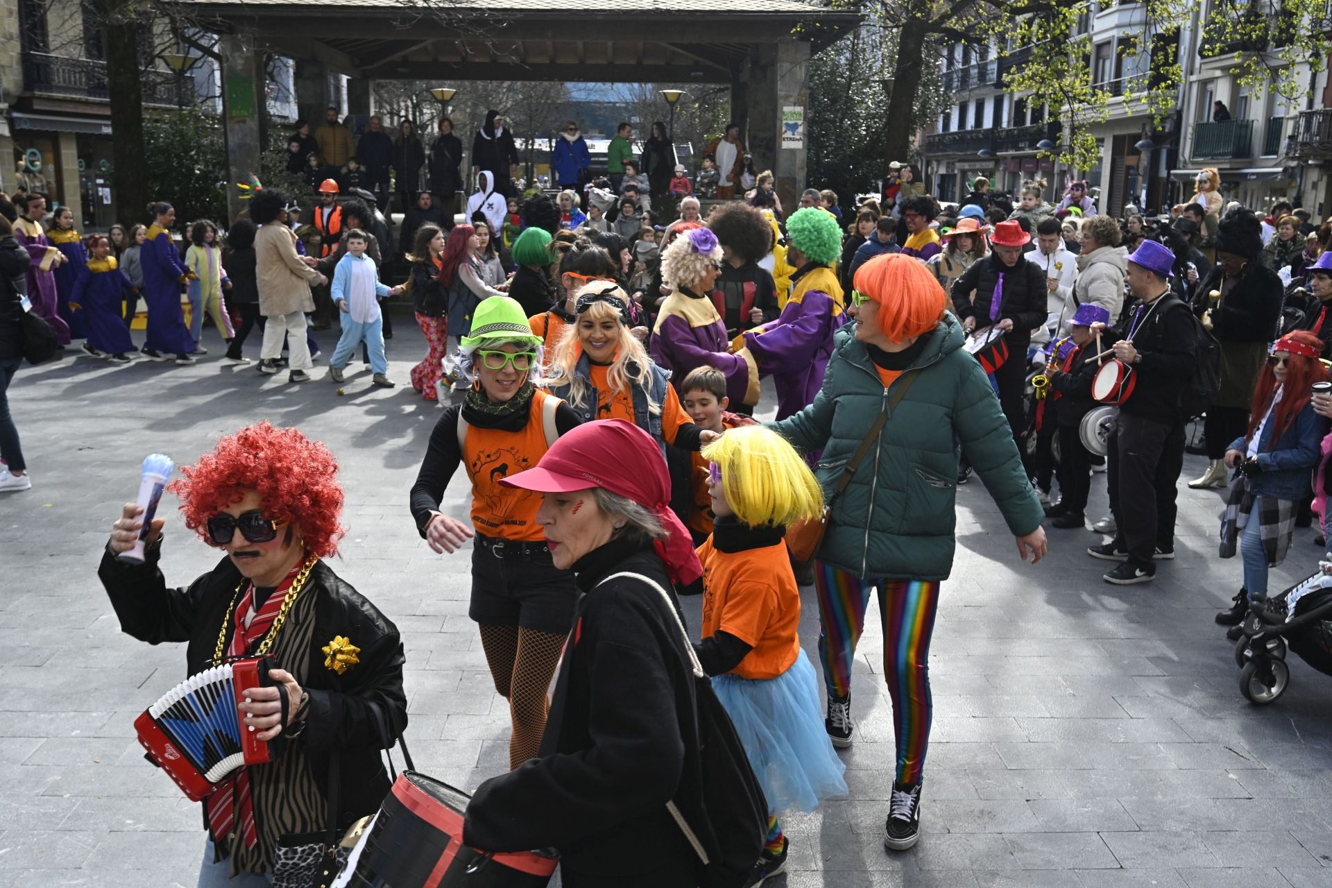 Música y diversión en los Carnavales de Errenteria