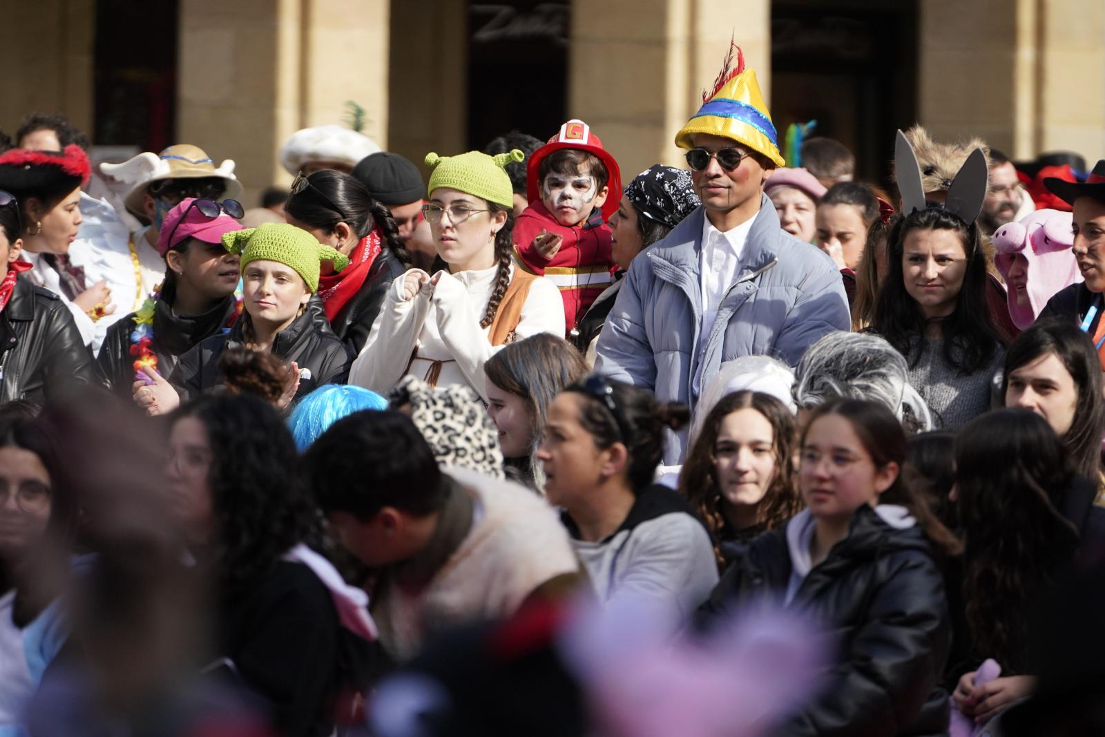Animadas &#039;mañanitas&#039; carnavaleras en San Sebastián