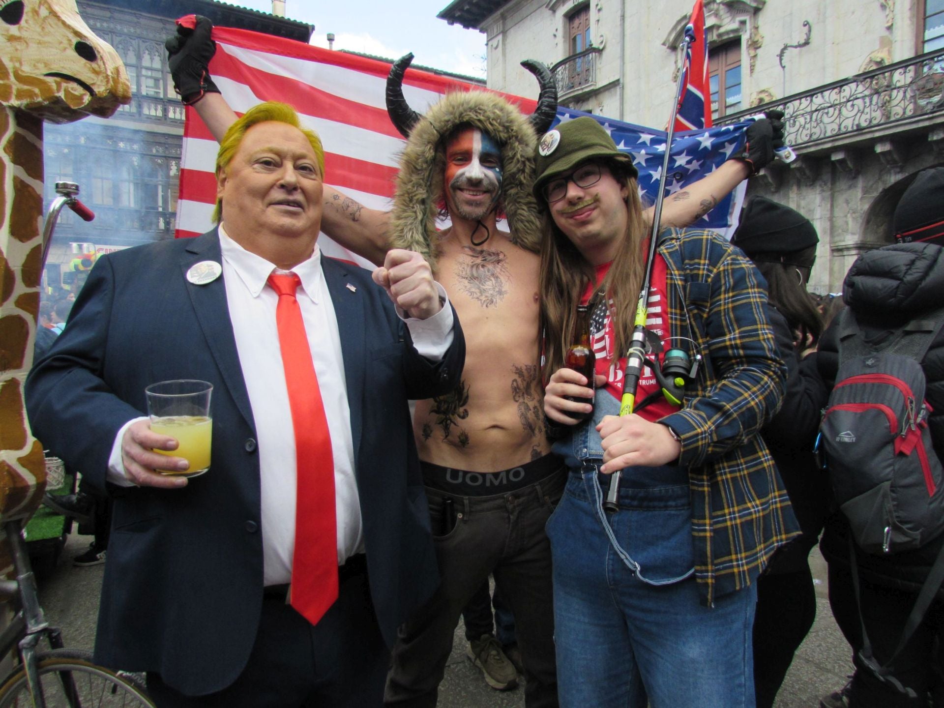Gran ambiente en el desfile del carnaval de Arrasate