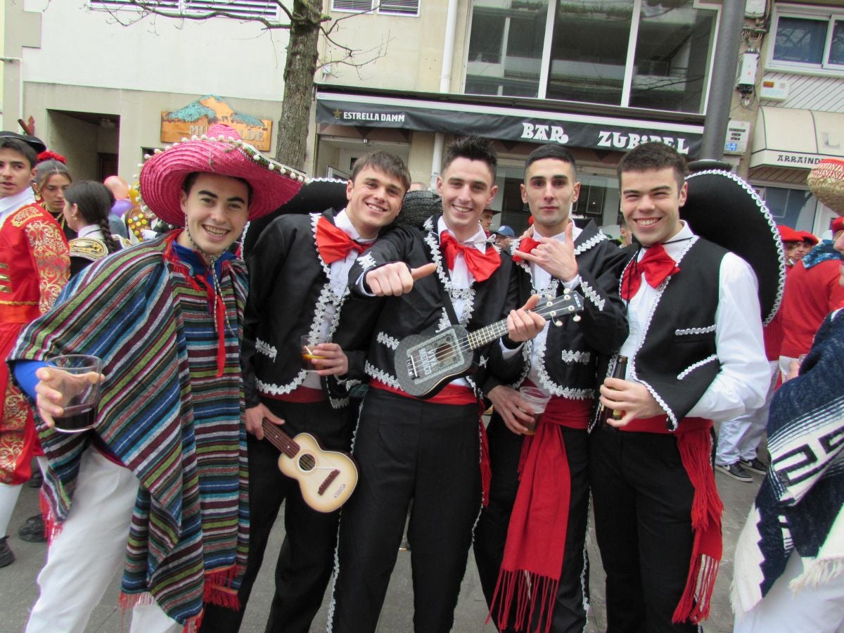 Aretxabaleta desbordó imaginación en el domingo de Carnaval