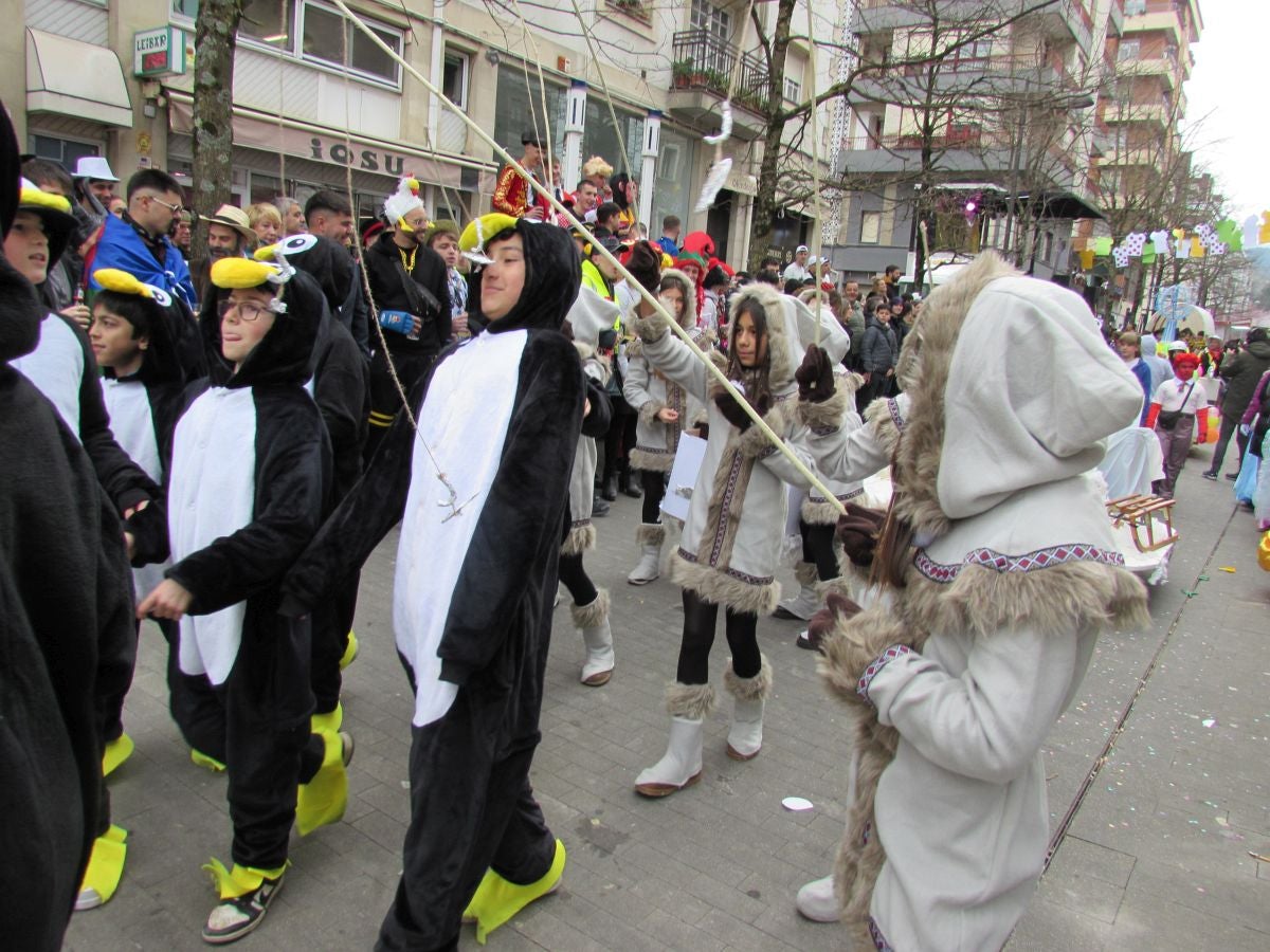 Aretxabaleta desbordó imaginación en el domingo de Carnaval