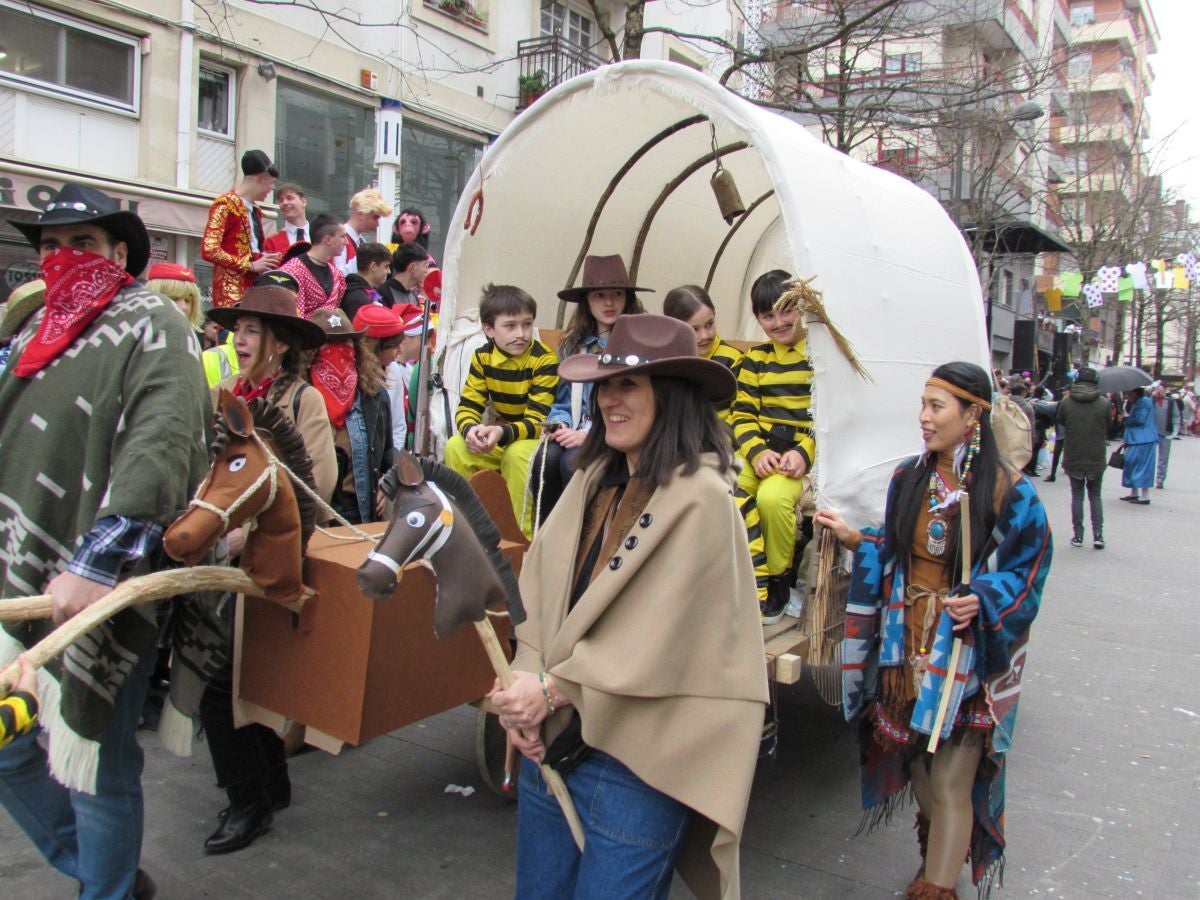 Aretxabaleta desbordó imaginación en el domingo de Carnaval