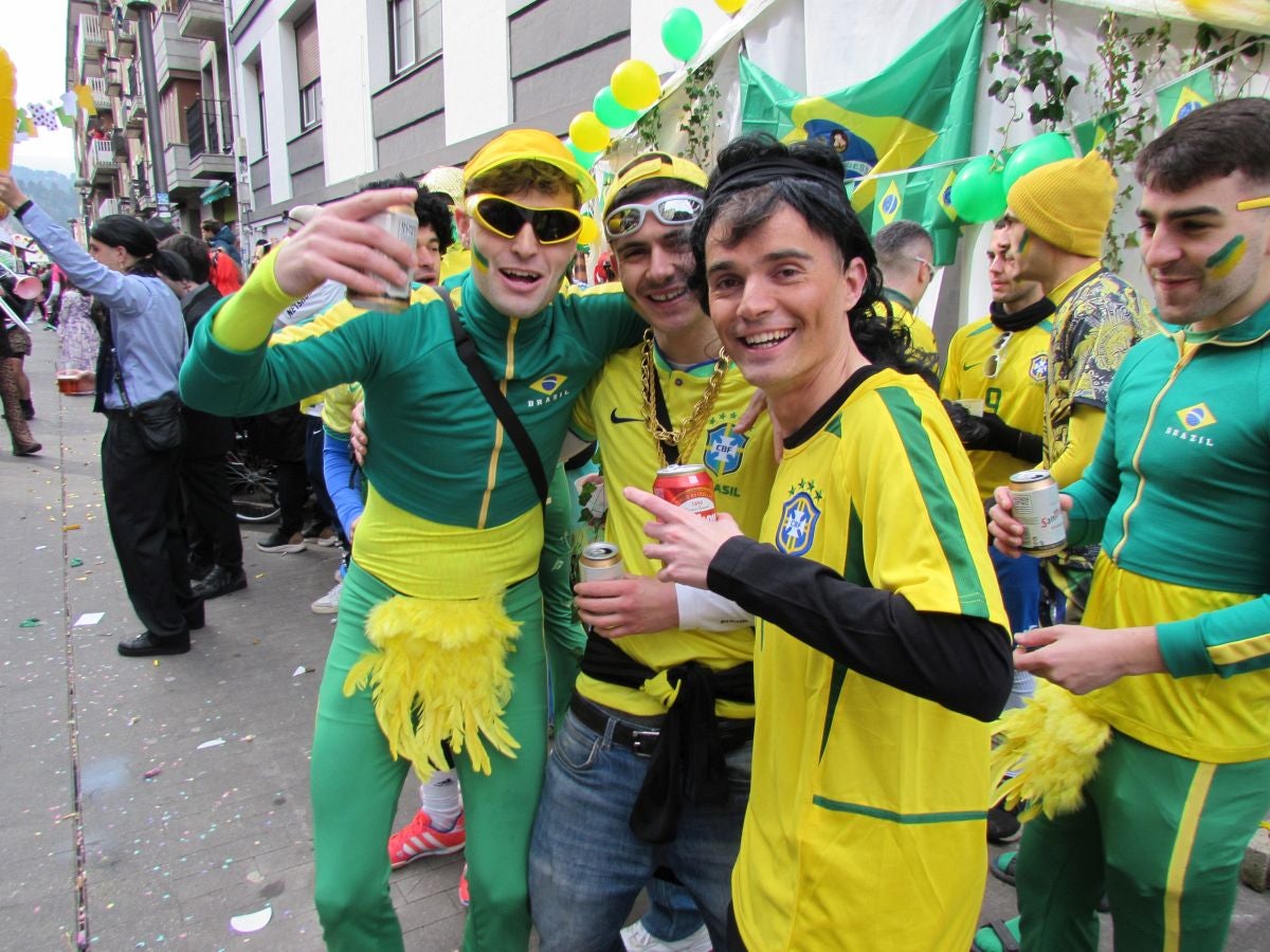 Aretxabaleta desbordó imaginación en el domingo de Carnaval