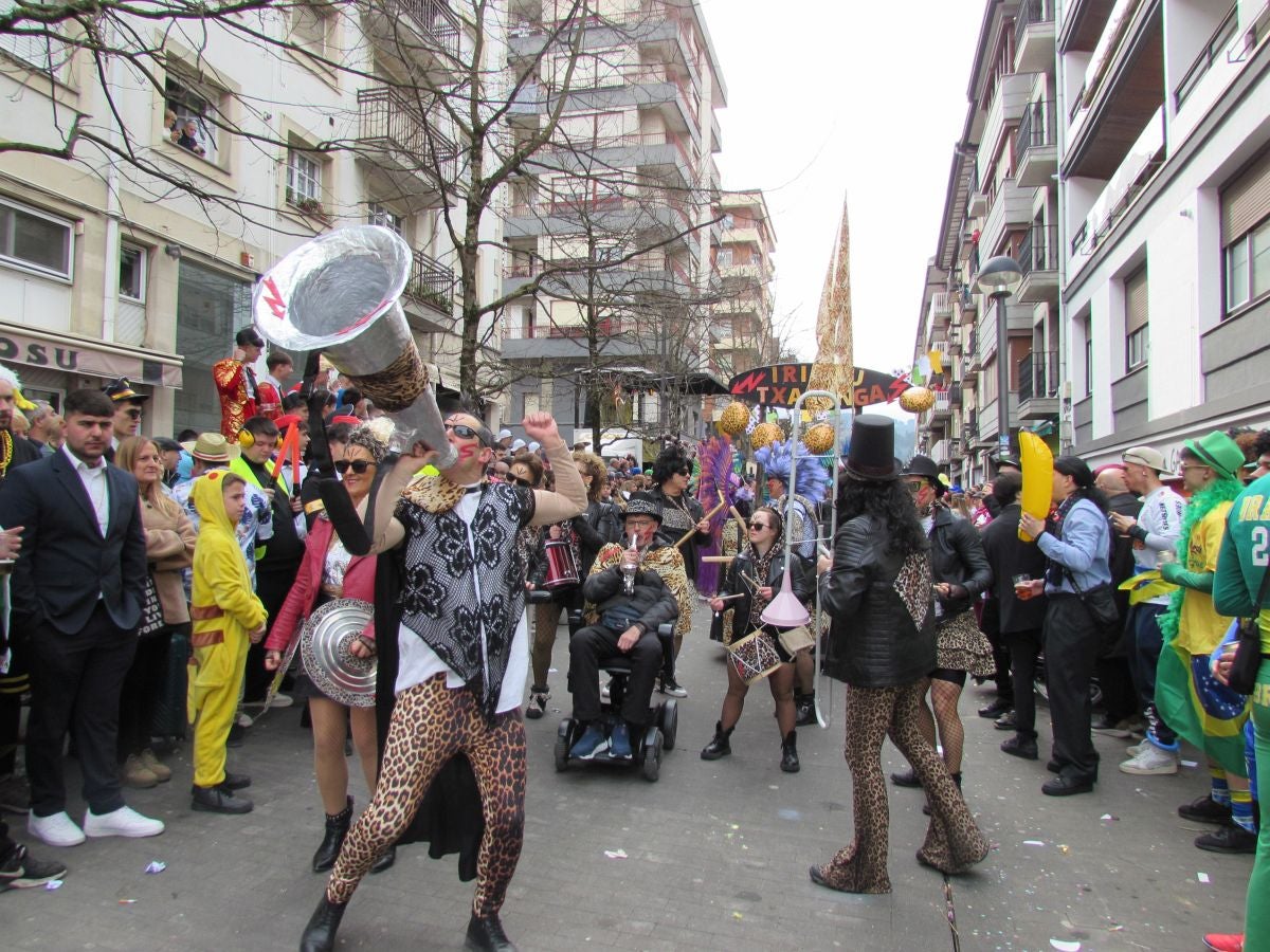 Aretxabaleta desbordó imaginación en el domingo de Carnaval