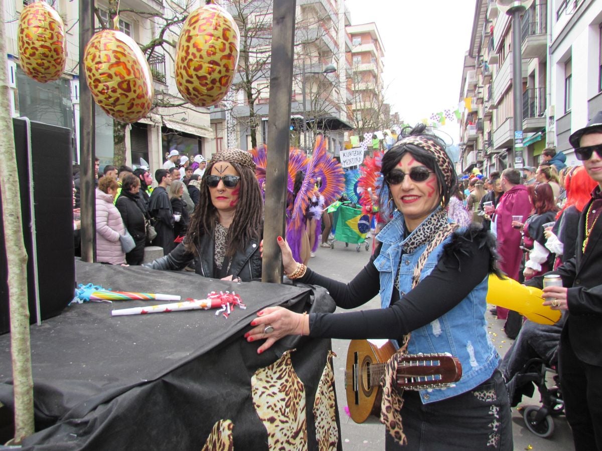 Aretxabaleta desbordó imaginación en el domingo de Carnaval