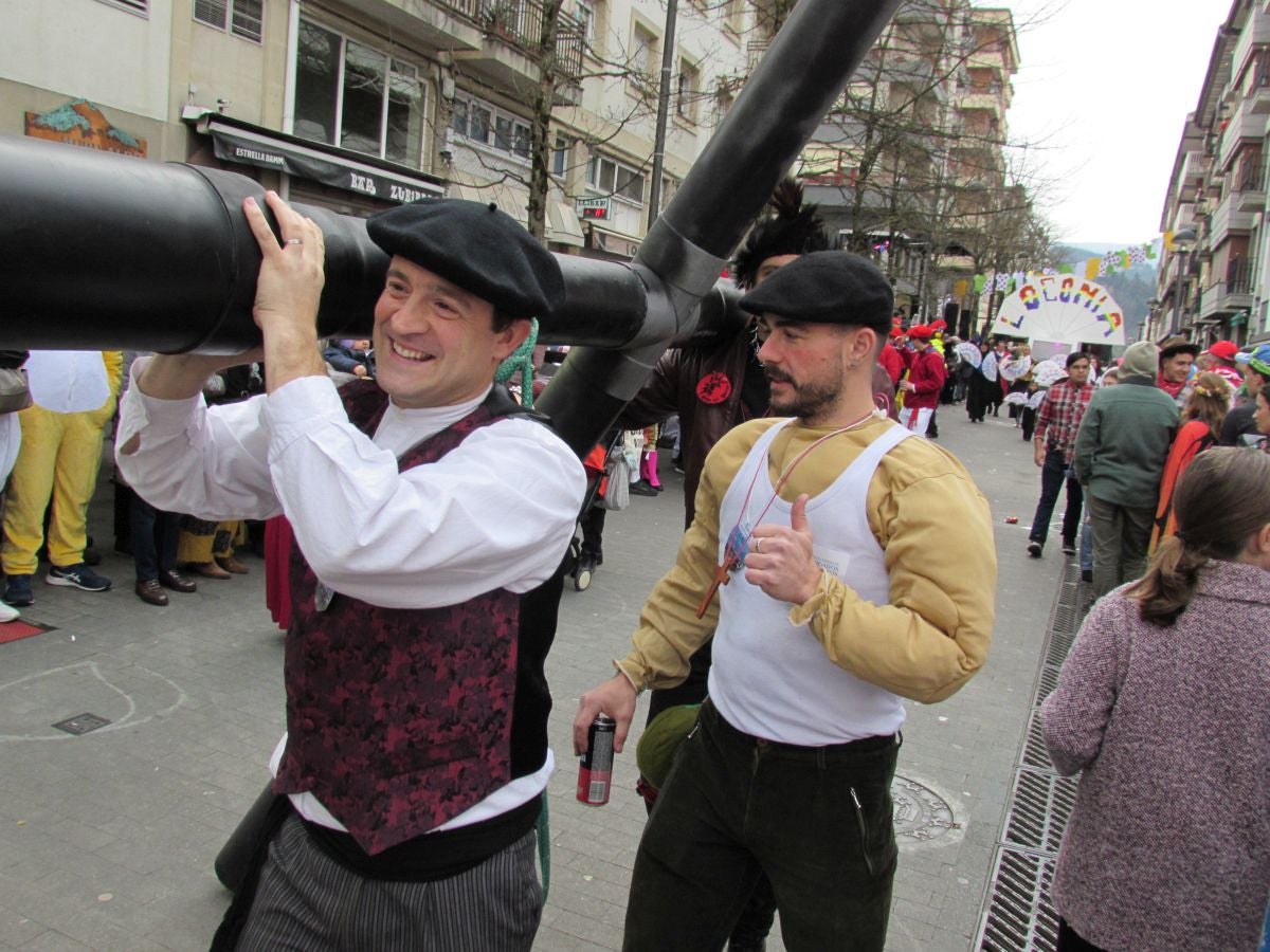 Aretxabaleta desbordó imaginación en el domingo de Carnaval