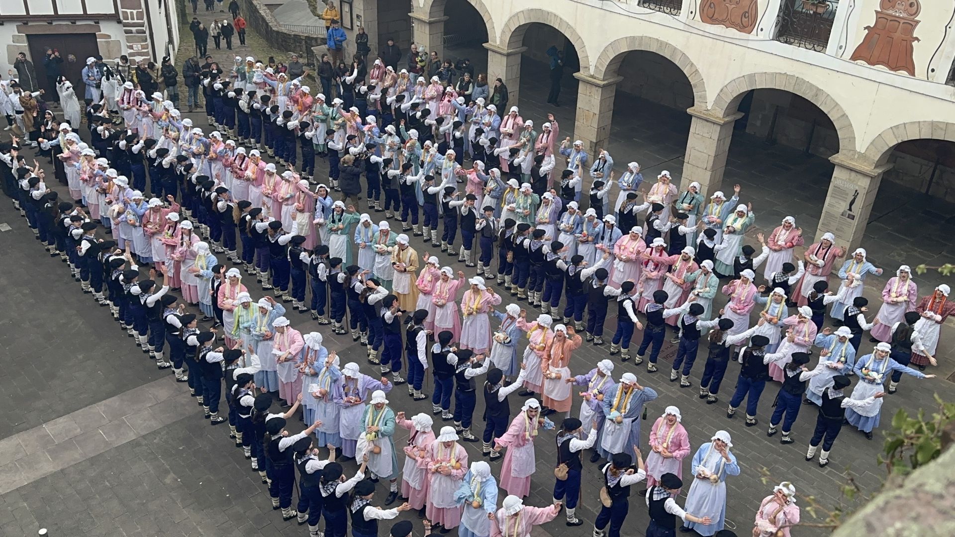 Multitudinario Carnaval en Bera