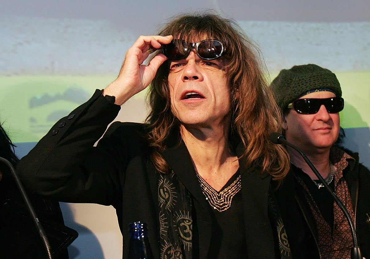El líder de New York Dolls, David Johansen, en la previa de un concierto en La Rioja en 2007.