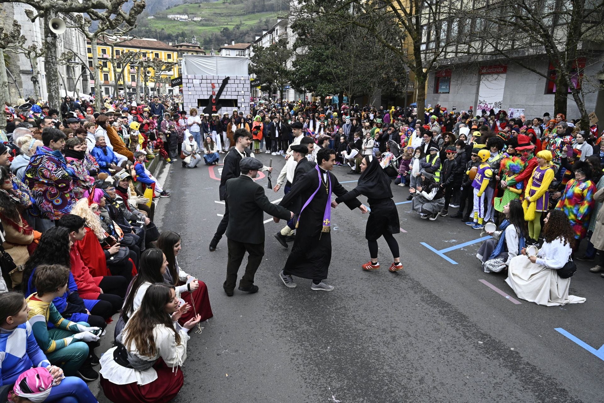 La barandilla de la Concha en Tolosa gracias al Carnaval