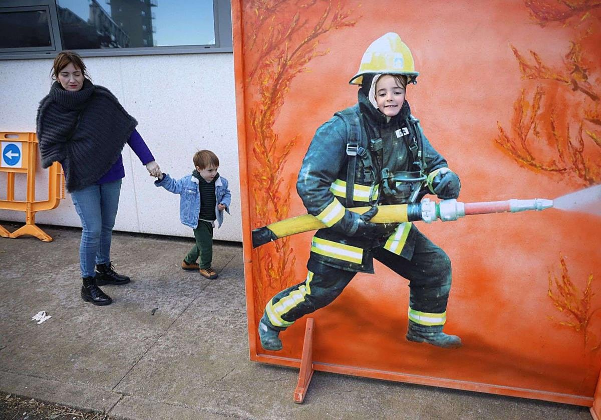 Jornada de puertas abiertas del año pasado en el parque de bomberos de Garbera.
