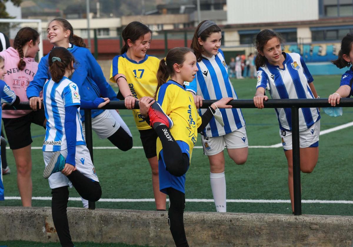 Euskadi pide «cooperación» a diputaciones y colegios para homogeneizar el deporte escolar