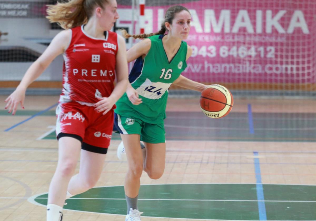 Emma Vallejo anotó once puntos en el partido ante el Araski.