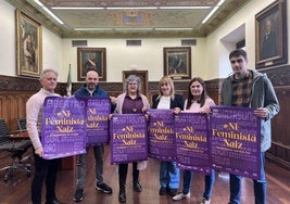 Los cargos políticos de Urola Garaia en su comparecencia conjunta en el Ayuntamiento de Urretxu