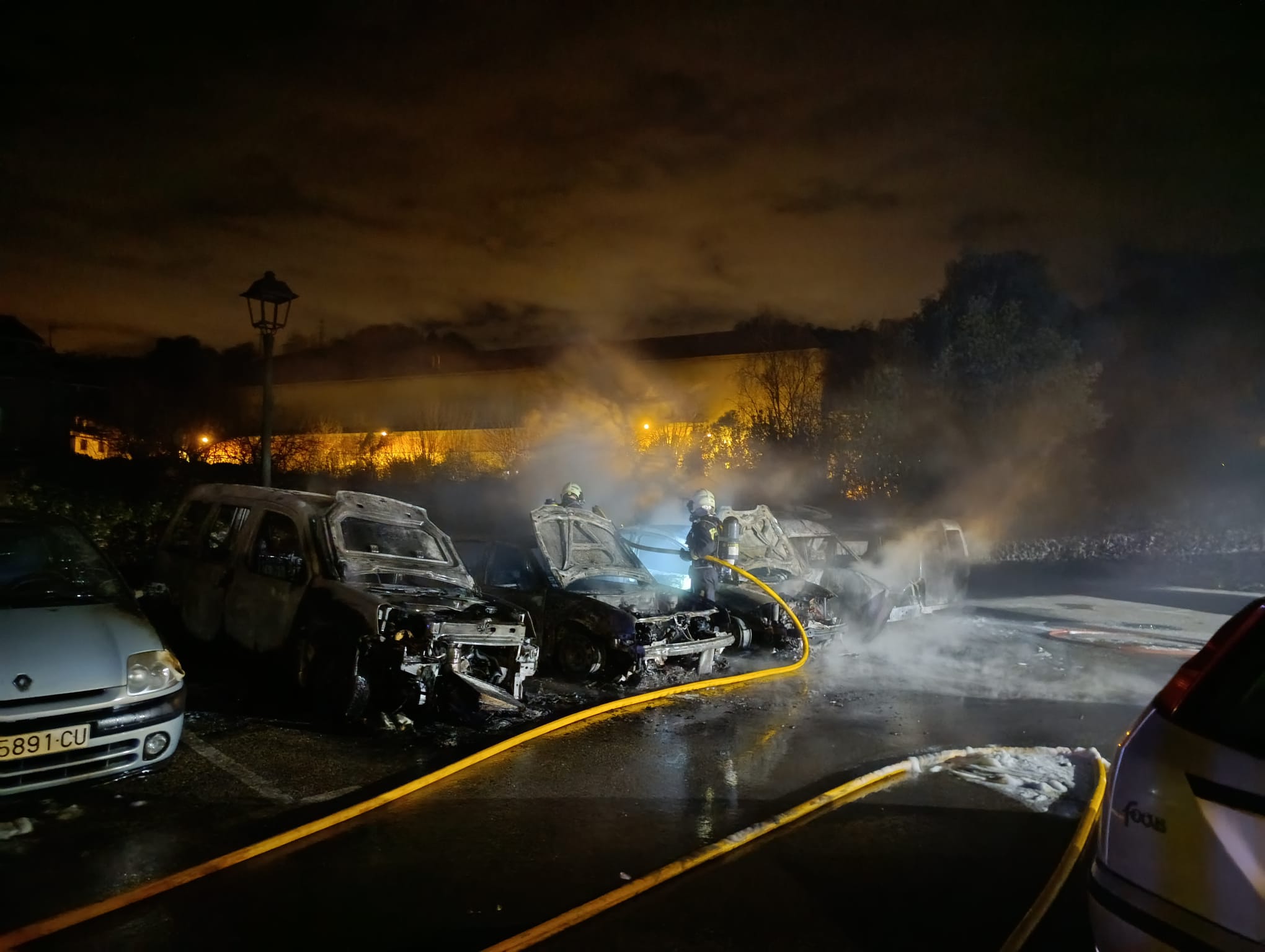 Diez coches incendiados en Lesaka