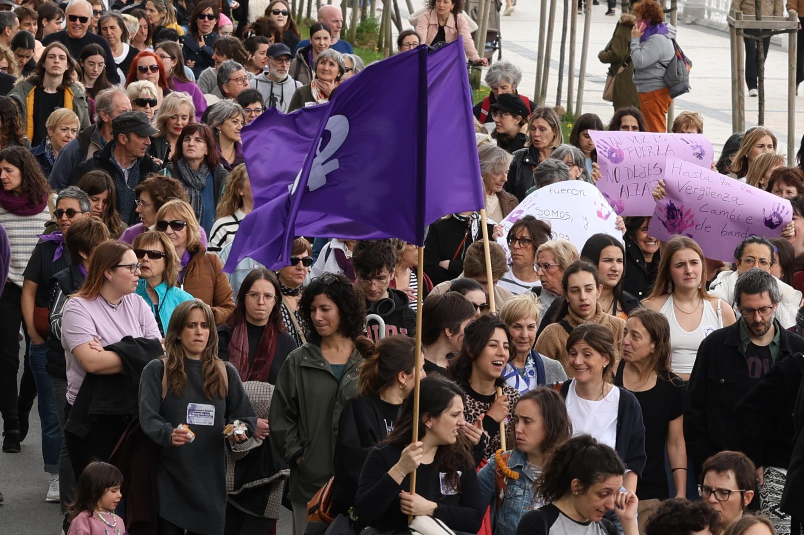 Manifestación del 8M en Donostia por la igualdad y contra el fascismo