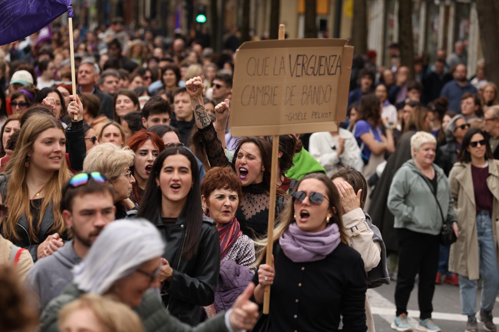 Manifestación del 8M en Donostia por la igualdad y contra el fascismo
