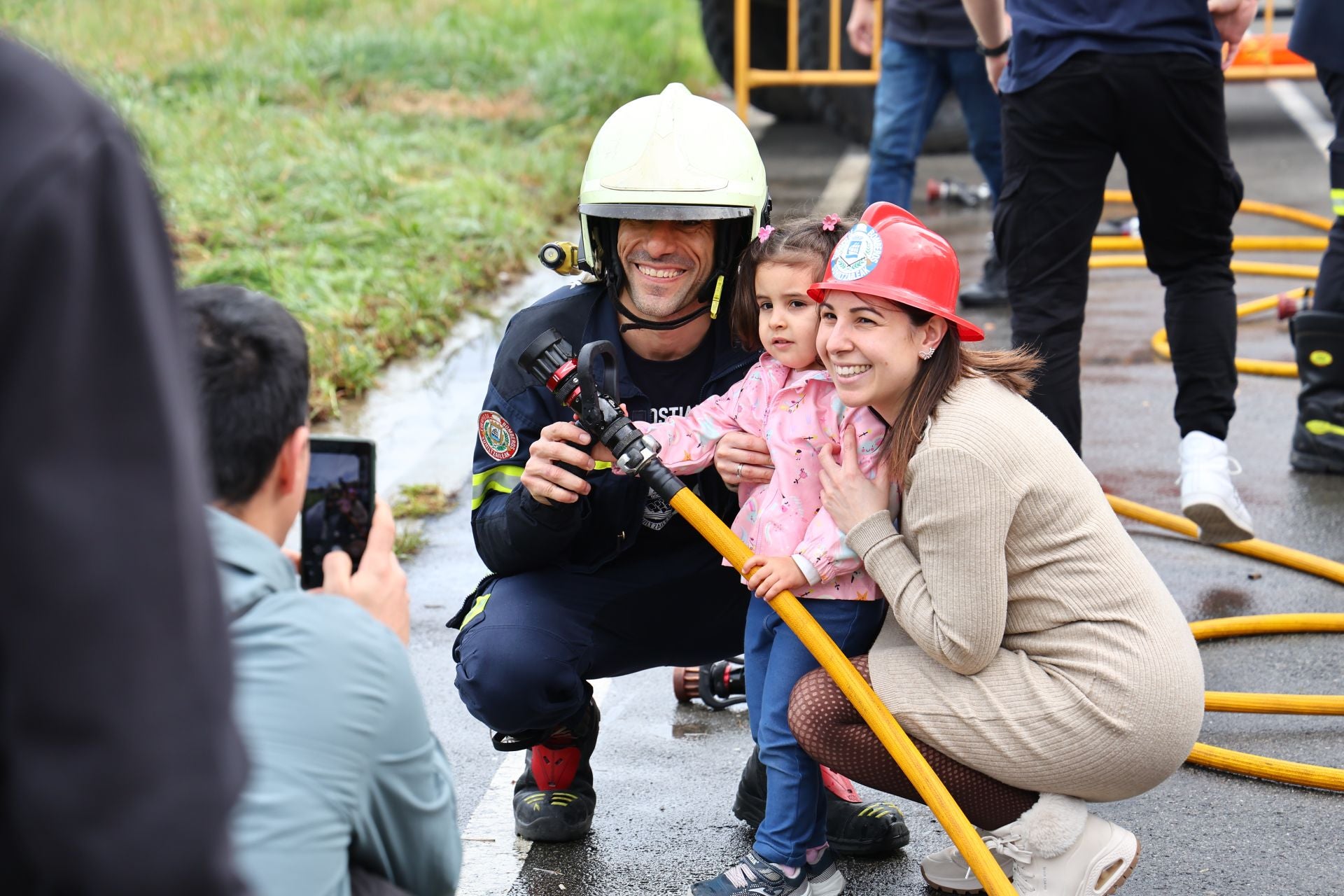Así ha sido la jornada de puertas abiertas en el parque de bomberos de Donostia