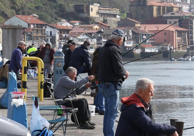 Los pescadores de Pasaia protestarán contra la prohibición de pesca en ...