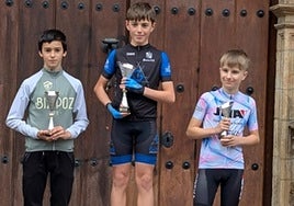 Salaberria en lo alto del podio.