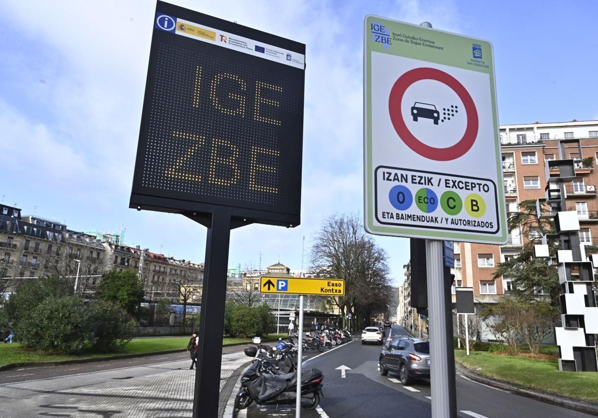 Donostia comienza a multar hoy con 200 euros los accesos no permitidos a la ZBE