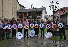 Los once lezoarras elegidos como «embajadores» del Euskaraldia.