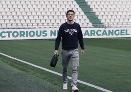 Magunazelaia posa en su nuevo estadio.