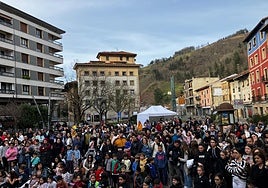 La nueva actividad reunirá al alumnado, padres, madres y escolares en torno a una intensan jornada dedicada a la música euskaldun y su transmisión como parte de la cultura.