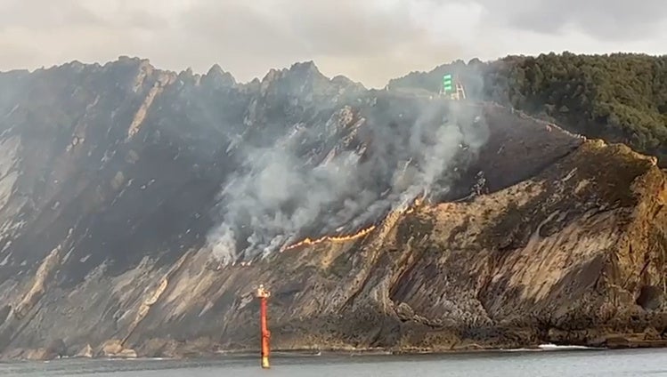 Incendio en el monte Jaizkibel
