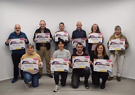 Lan taldea elkartzen ari da azken boladan eta egitaraua betetzen ari da.