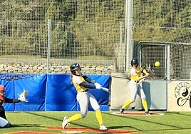 Lehen partida irabazi eta bigarrena galdu egin zuten oriotarrek.