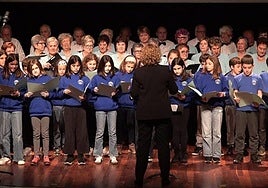 Aloña Abesbatza triunfó en Santa Ana.