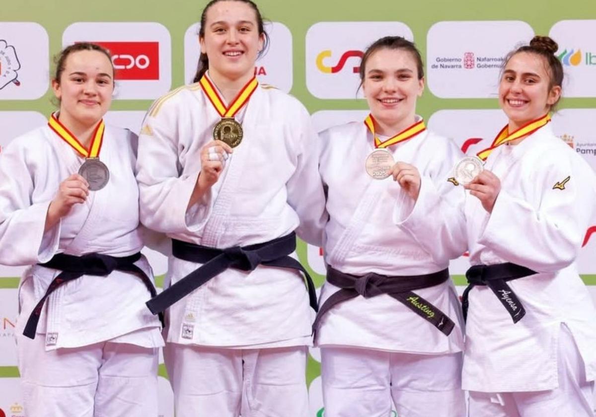 Lore Austing bronce en el Campeonato de España júnior en Pamplona