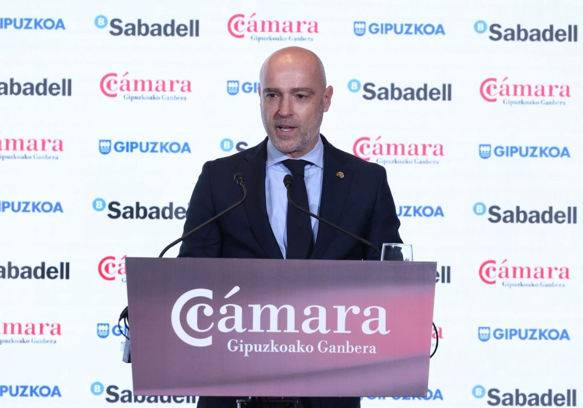 Mauri Arregui, presidente de la Cámara de Gipuzkoa, durante la entrega de premios de este viernes.